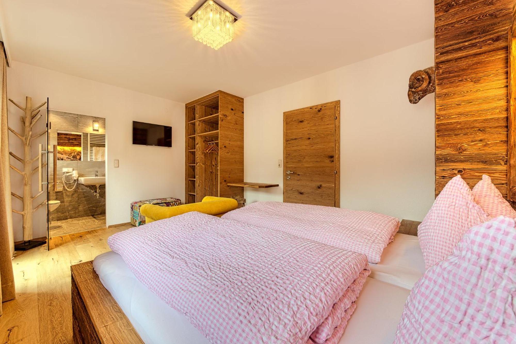 Hotel Atelier Garni Astei Grossarl Habitación foto